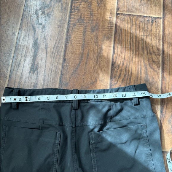 lululemon athletica Men's Dark Chinos - Picture 4 of 7